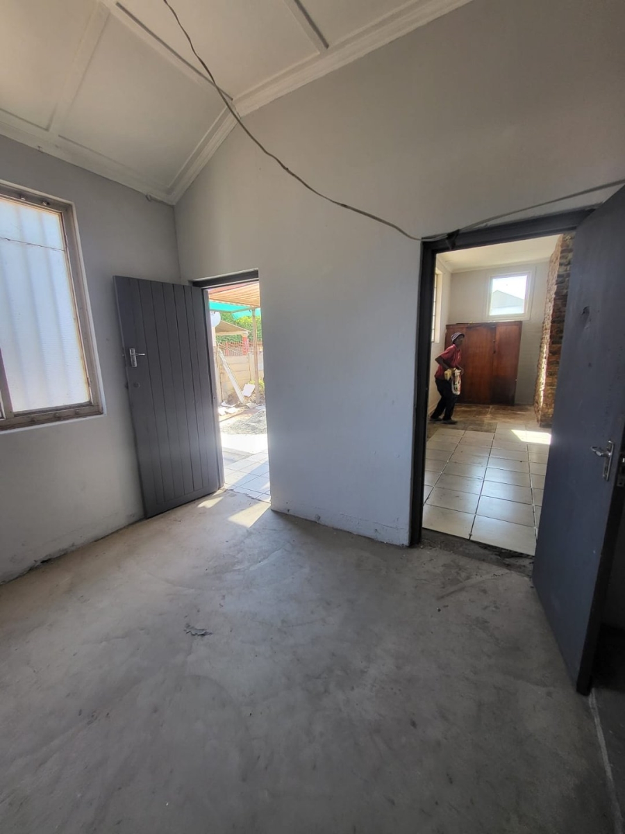  Bedroom Property for Sale in Oudtshoorn Central Western Cape